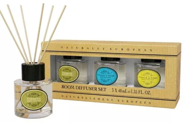 Naturally European ilmstangir Sett meðMismunandi Ilmum  3 x 40 ml