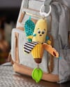 Bea the banan – banani, hringla og skrjáf