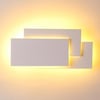 Clover Square LED Wall White Sýnishorn