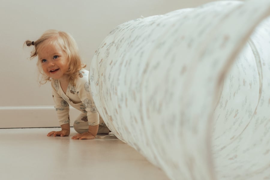 That’s mine Activity tunnel – Flowers