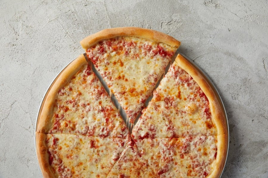 17" New York Margarita Pizza