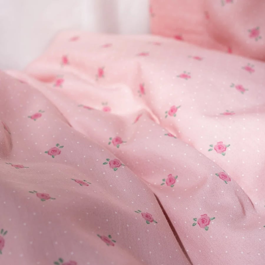 Levi baby sængurföt – Tiny roses