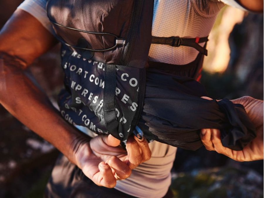 CompresSport Evo 15 Hlaupavesti