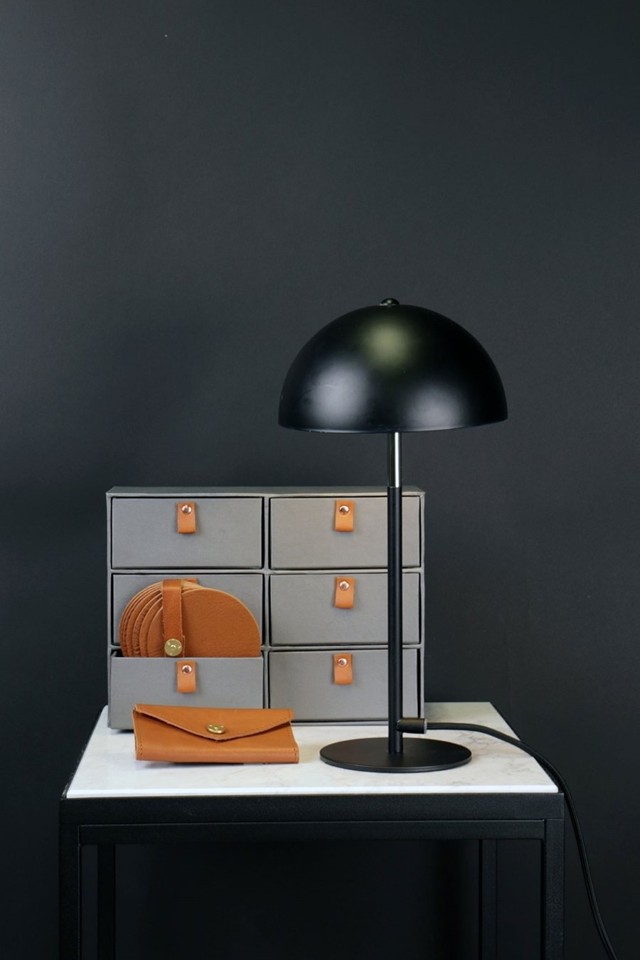 TABLE ICON Black