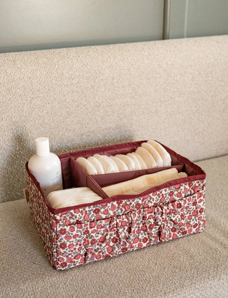 Lily nursing organizer – Tiny garden