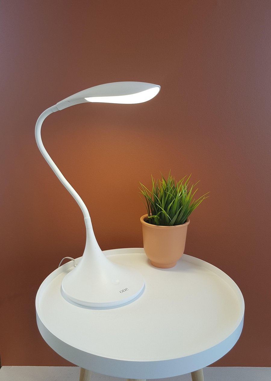 One light Hvítt Borðlampi 5W LED með snerti dimmer