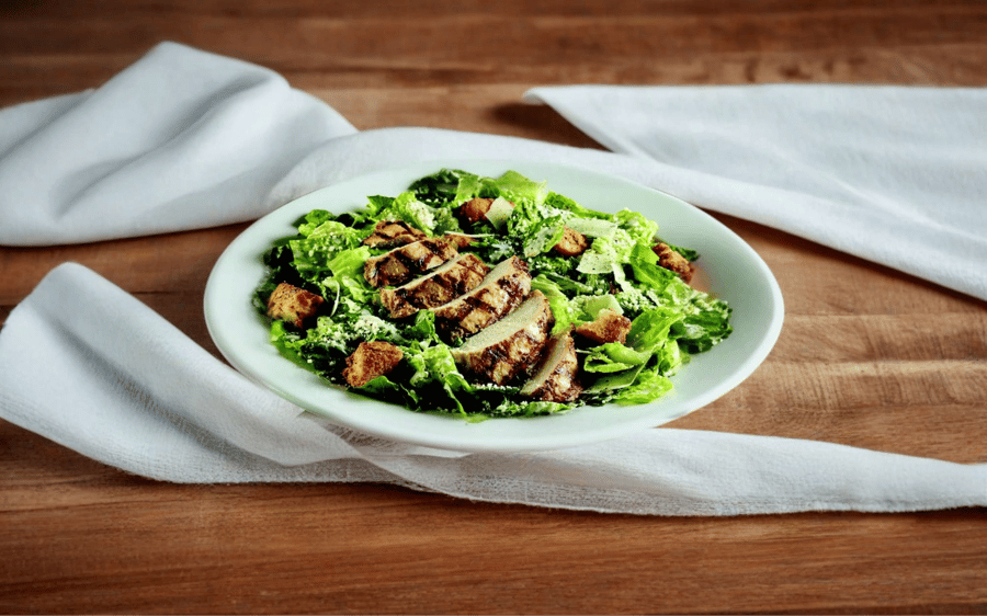 KJÚKLINGA CAESAR SALAT
