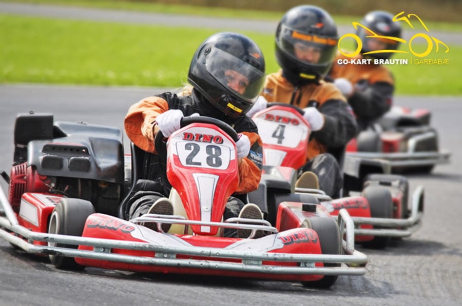 GO-KART Race fyrir tvo og frítt í pool 