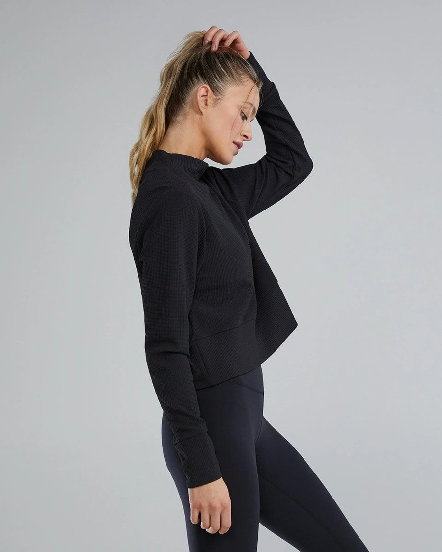 TYR Waffle Cropped Pullover Peysa