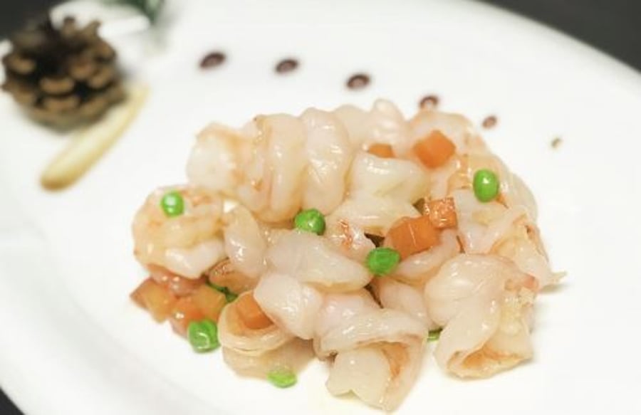 Shrimps, fried or sweet and sour