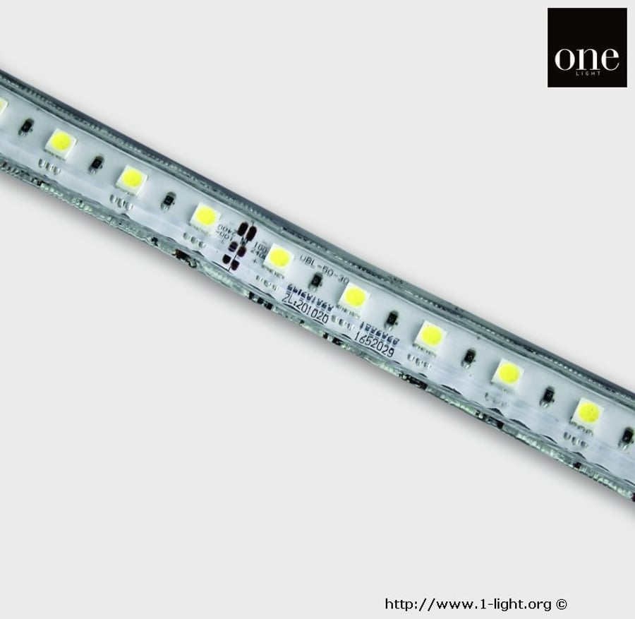 7860/W LED borði 230V