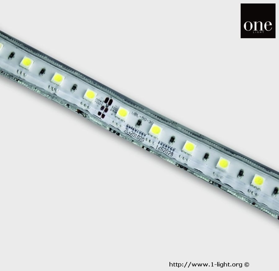 7860/W LED borði 230V Cool White
