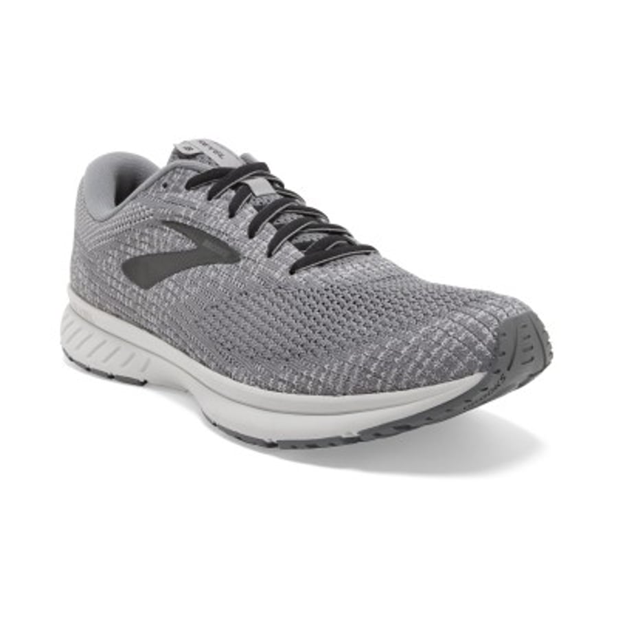Brooks Revel 3