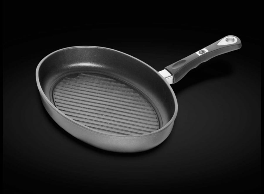 AMT grillpanna sporöskjul. 35 x 22 x 5 cm