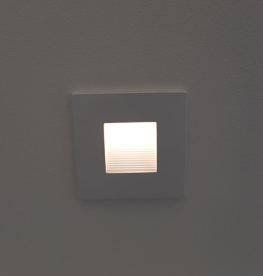 One Light WHITE WALL RECESSED 1W LED WARMW 220-240V