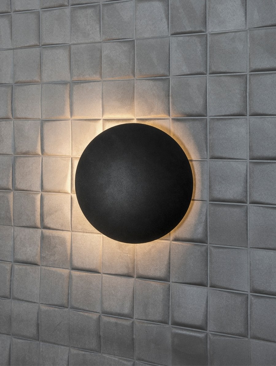 Madison W1 Wall Black/Gold
