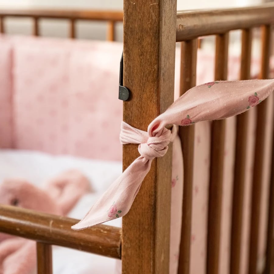 London bed bumper – Tiny roses