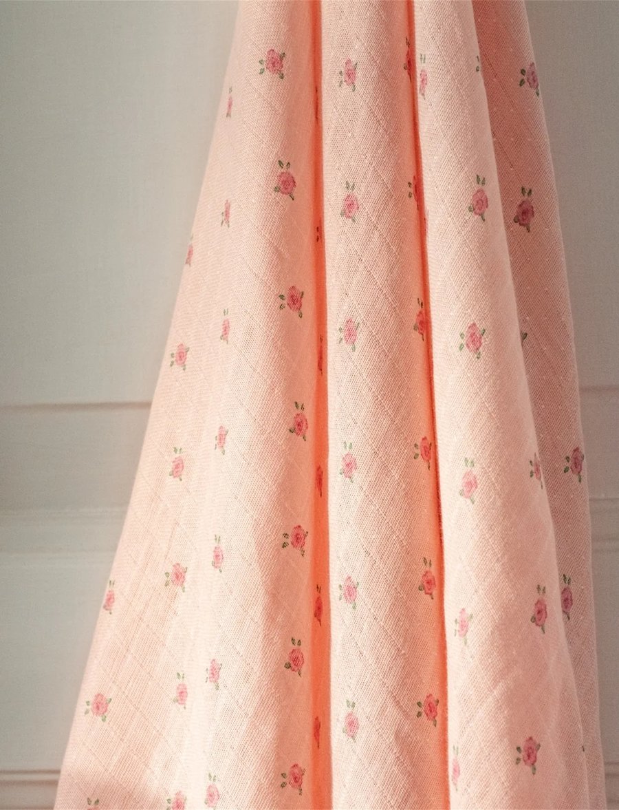 Jana muslin swaddle – Tiny roses