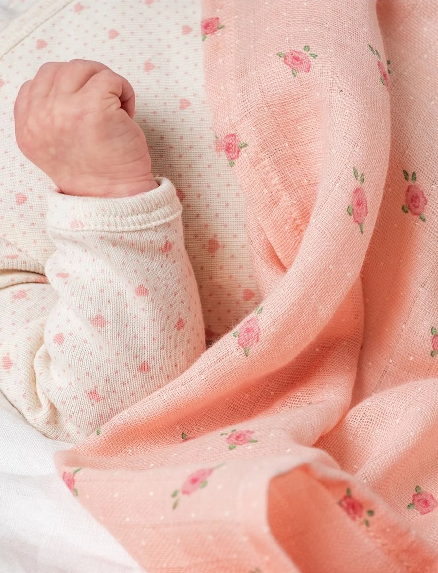 Jana muslin swaddle – Tiny roses