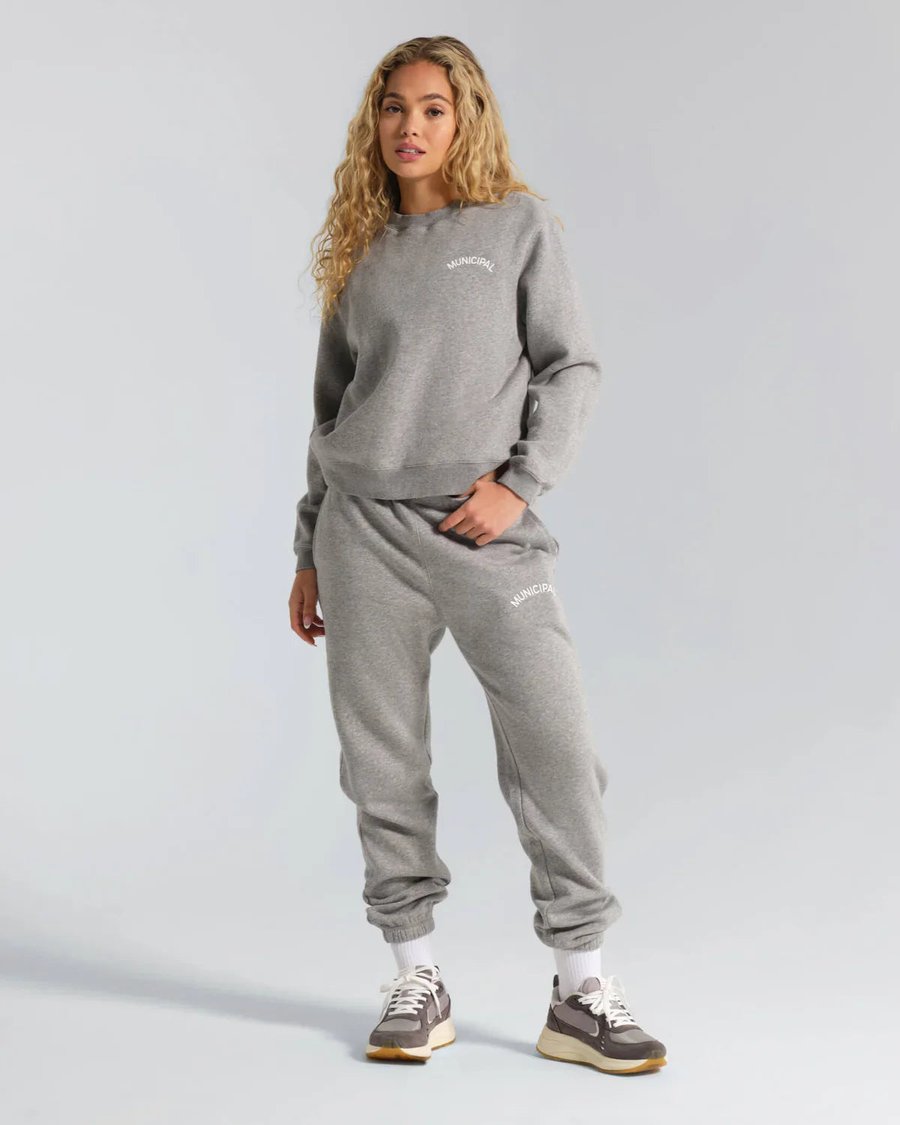 WOMEN'S VARSITY CREW NECK