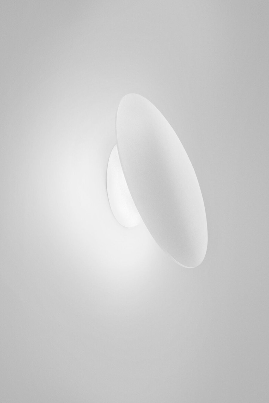 Madison W1 Wall White