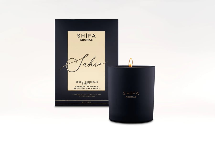 Shifa Aromas Silk Route Collection Sahro ilmkerti í svörtu glasi 30 cl