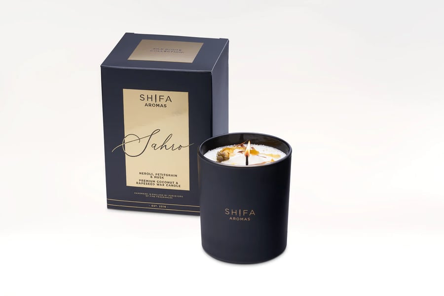 Shifa Aromas Silk Route Collection Sahro ilmkerti í svörtu glasi 30 cl
