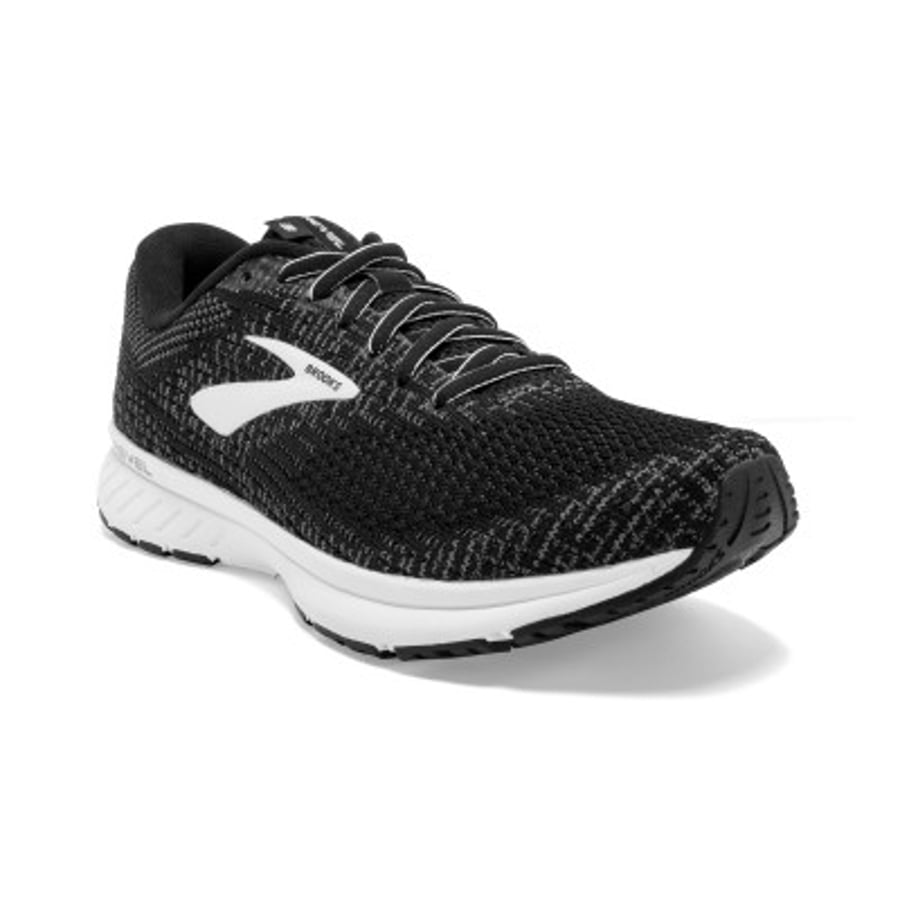 Brooks Revel 3