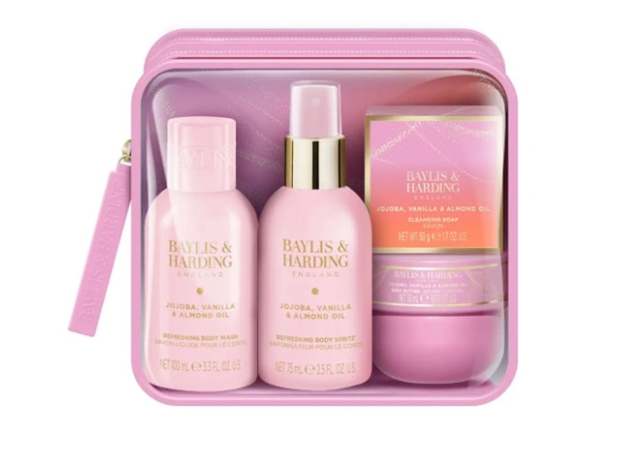 Baylis & Harding jojoba, vanilla & almond oil ferðasnyrtitaska og gjafasett