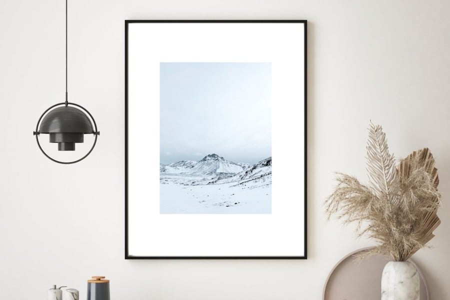 WHITE Mynd (A3)