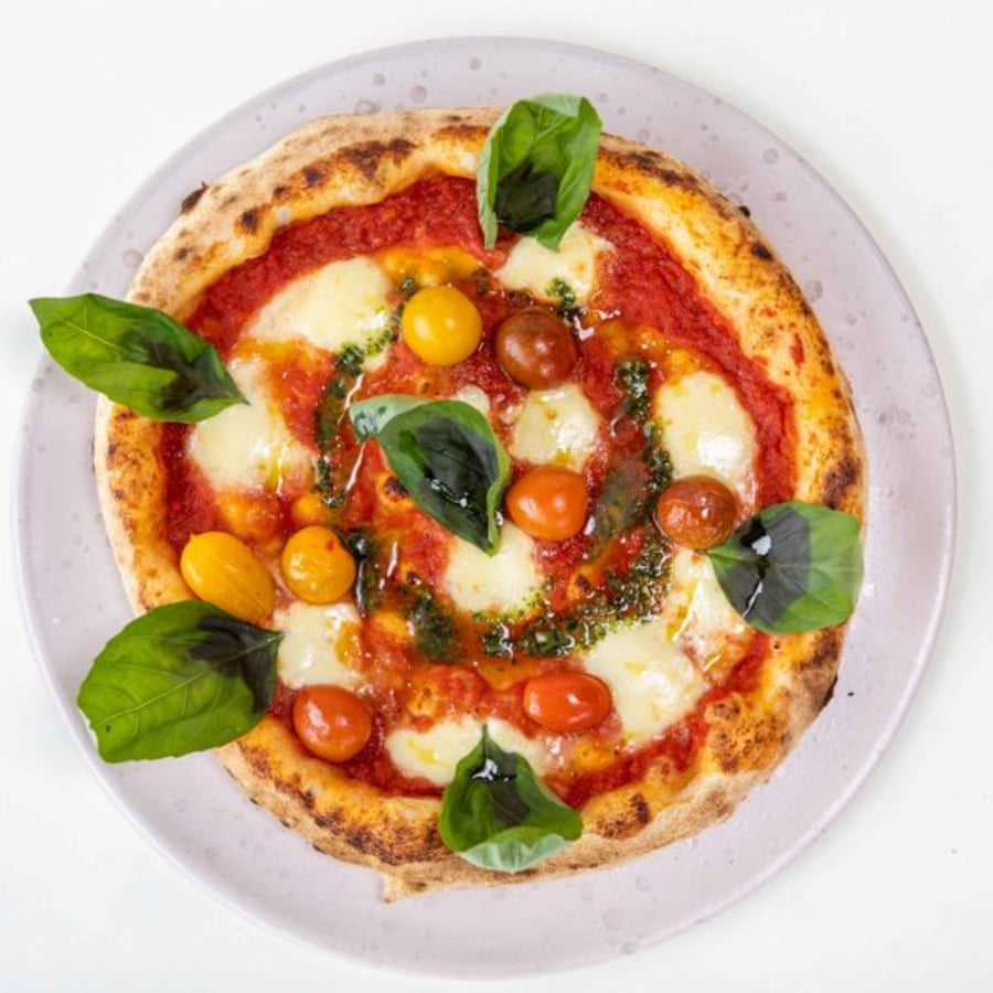 Mozzarella og basil