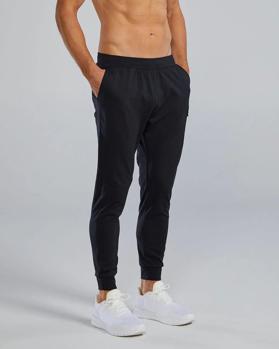 TYR Elevation Men's Tech Jogger - Solid