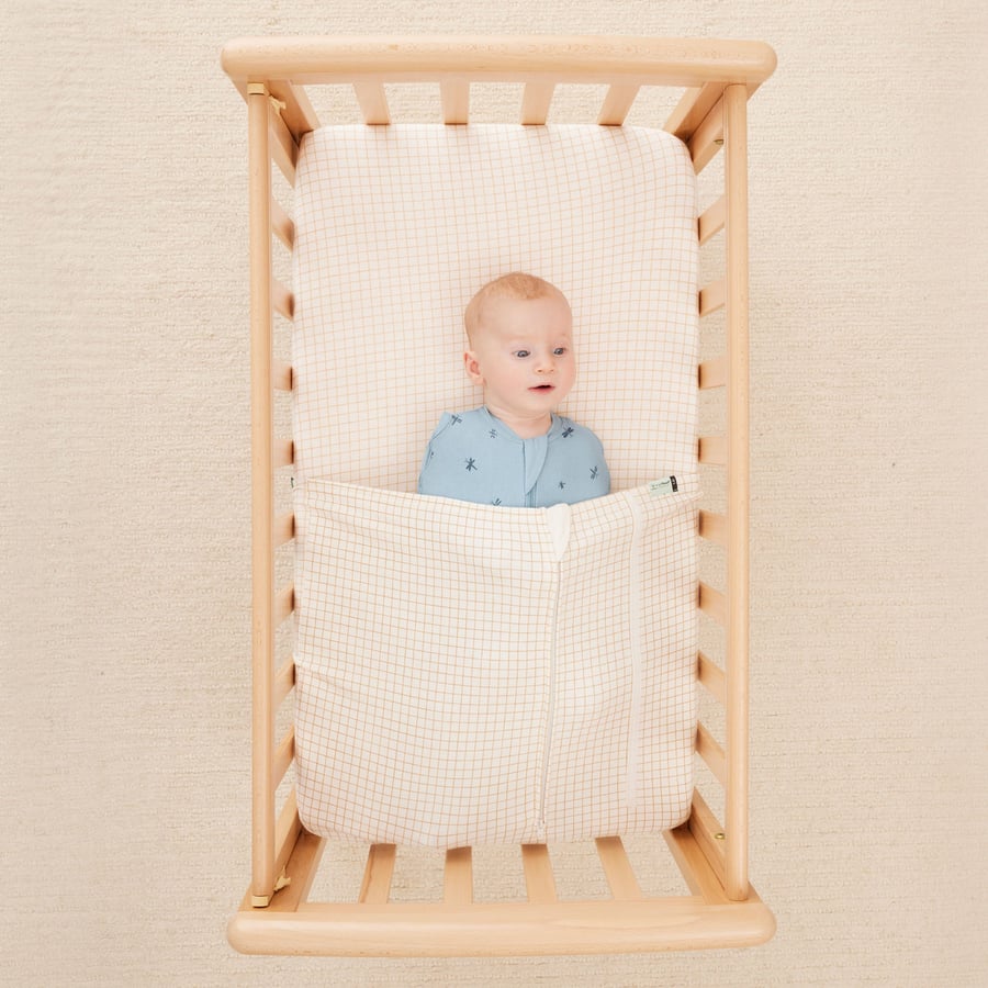 Baby Tuck Sheet – Caramel grid