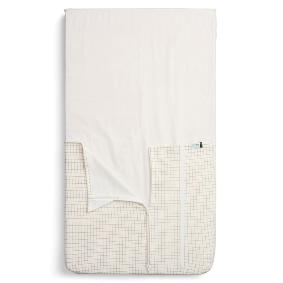 Baby Tuck Sheet – Caramel grid