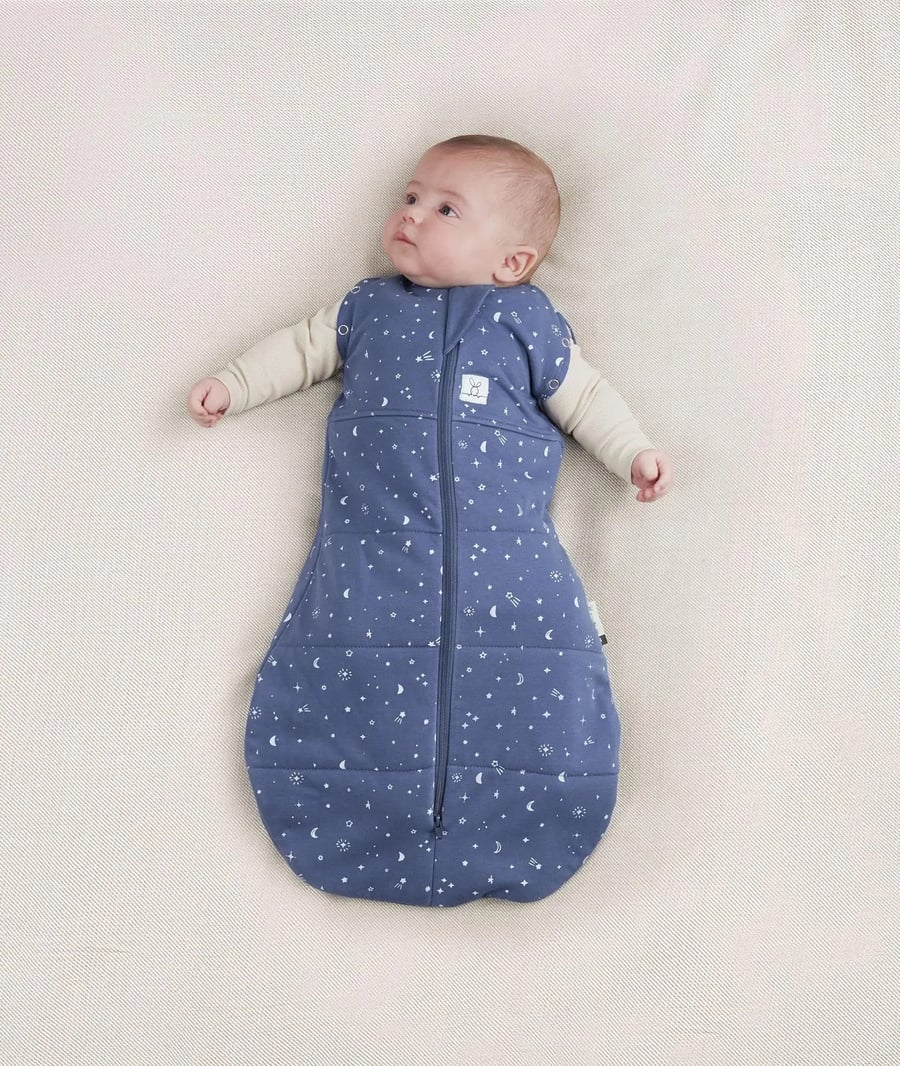 ERGOPOUCH COCOON SWADDLE SVEFNPOKI 2.5 TOG NIGHT SKY