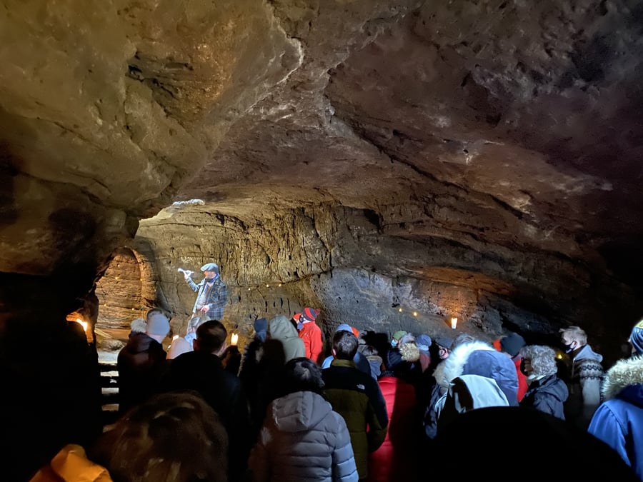 Gjafabréf í Hellana við Hellu með leiðsögn