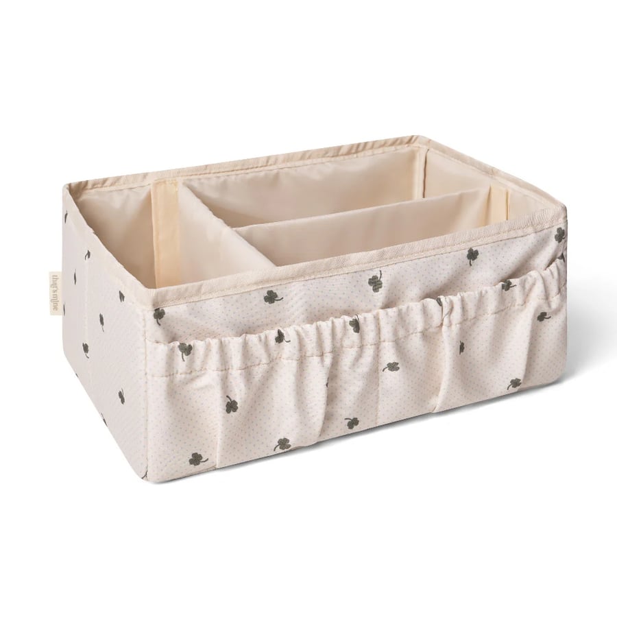 Lily nursing organizer – Specks of luck