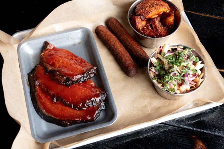 Vegan BBQ platti
