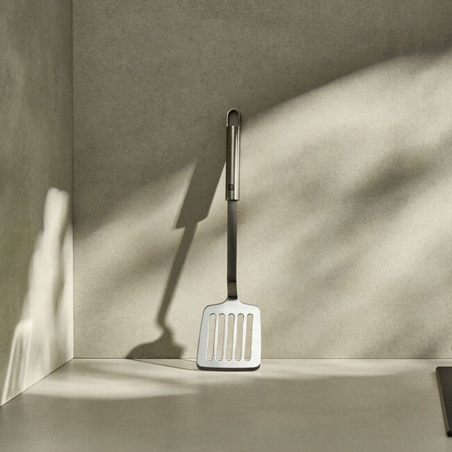 Zwilling Pro spaði
