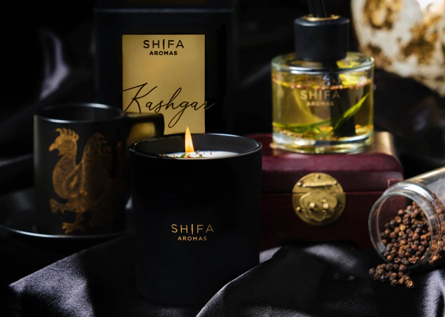 Shifa Aromas Kashgar Ilmkerti í svörtu glasi 30 cl
