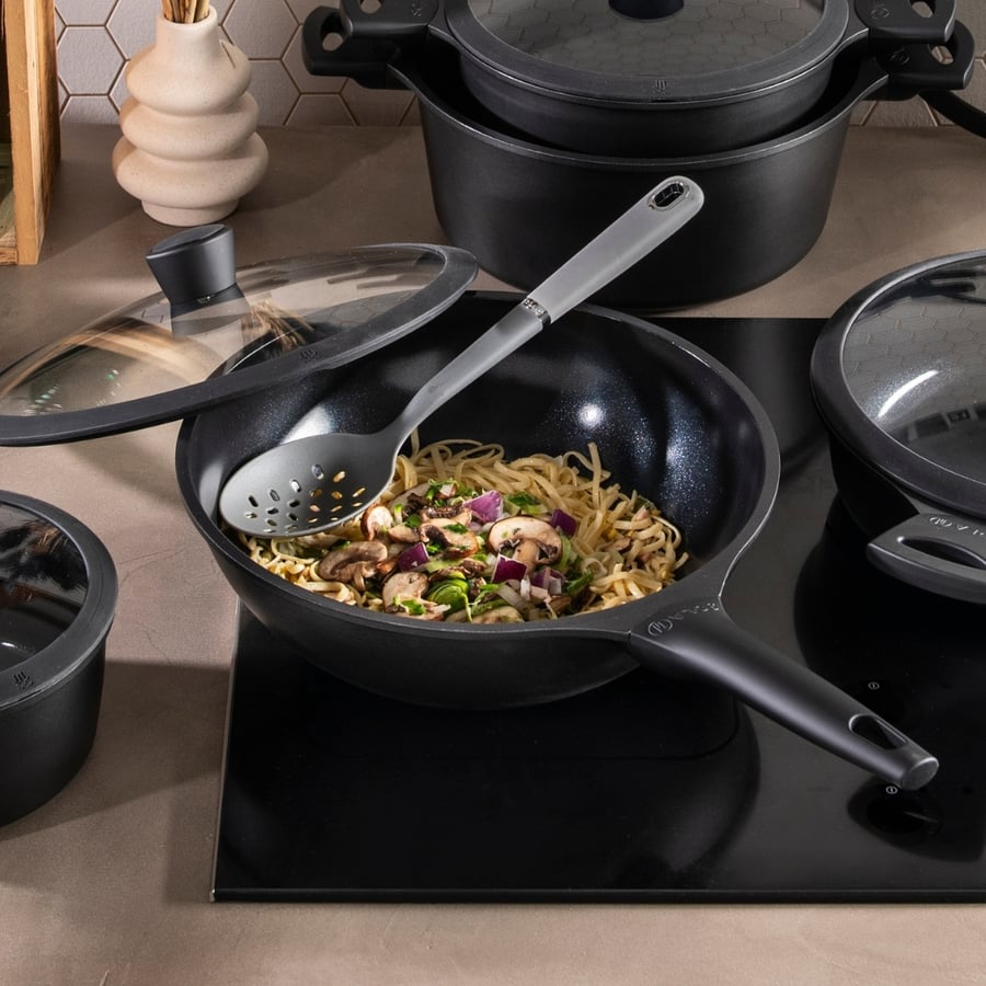 Sola Ceramic Deluxe Wok panna