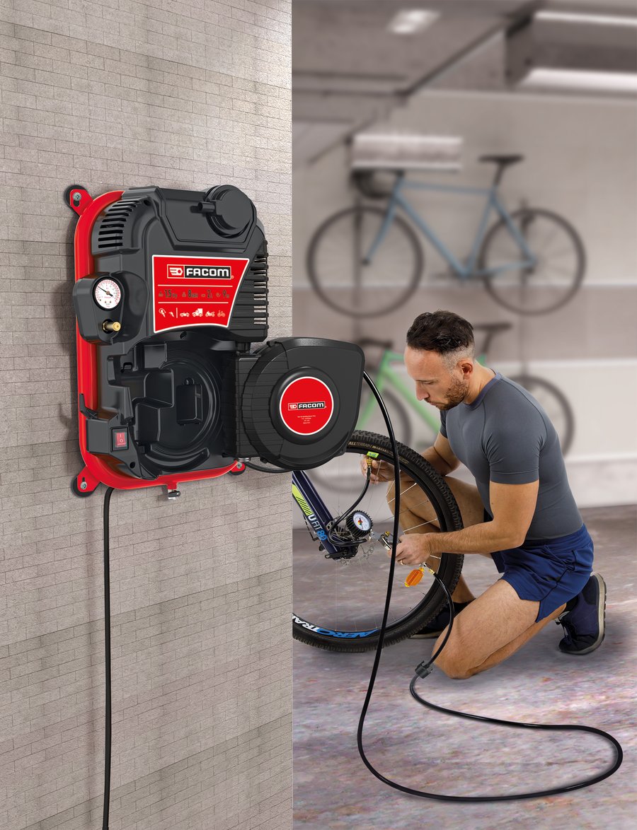 Facom Veggfest pressa 1,5 hp 2L Kútur
