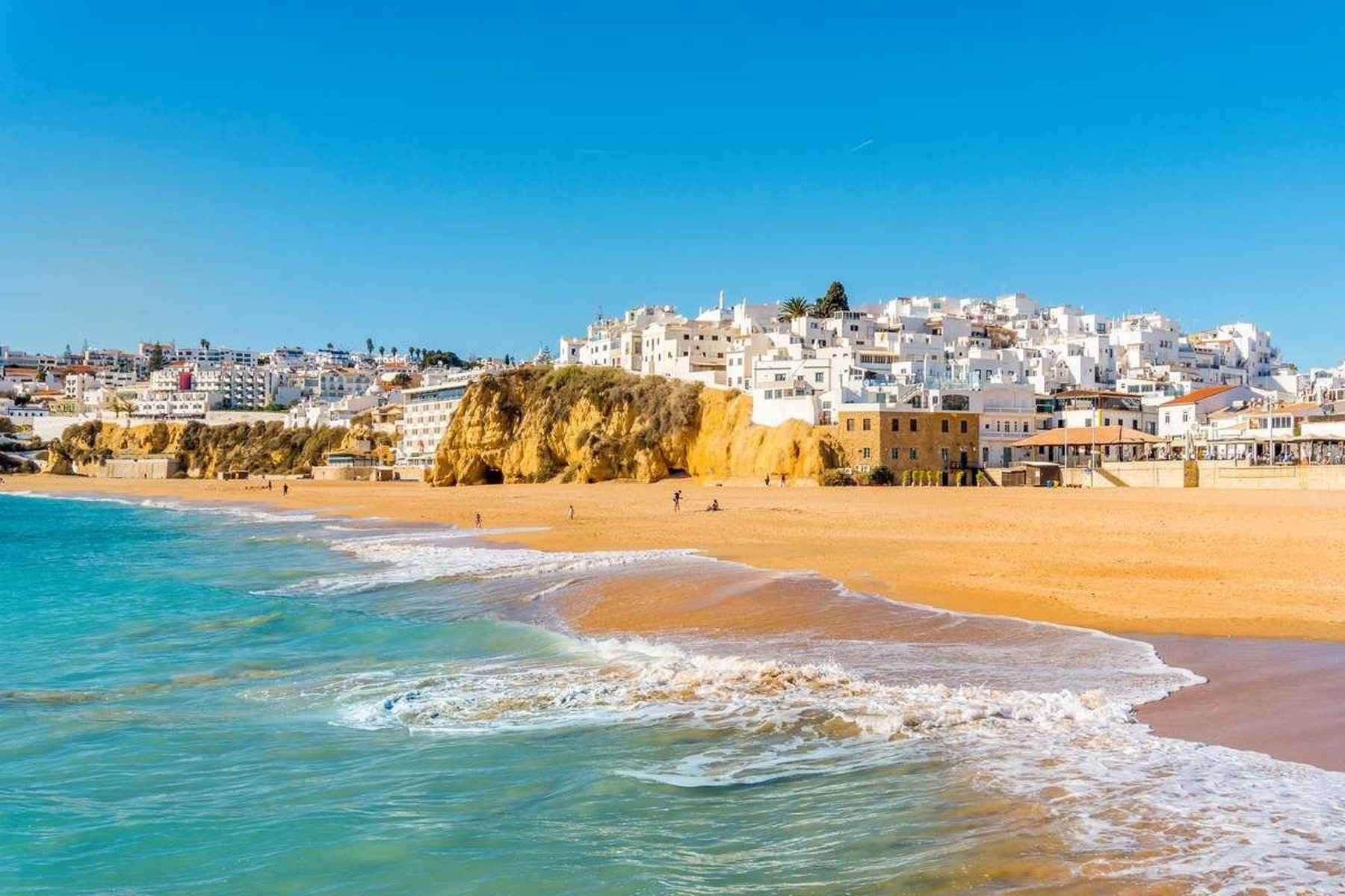 Miðbær og strönd Albufeira